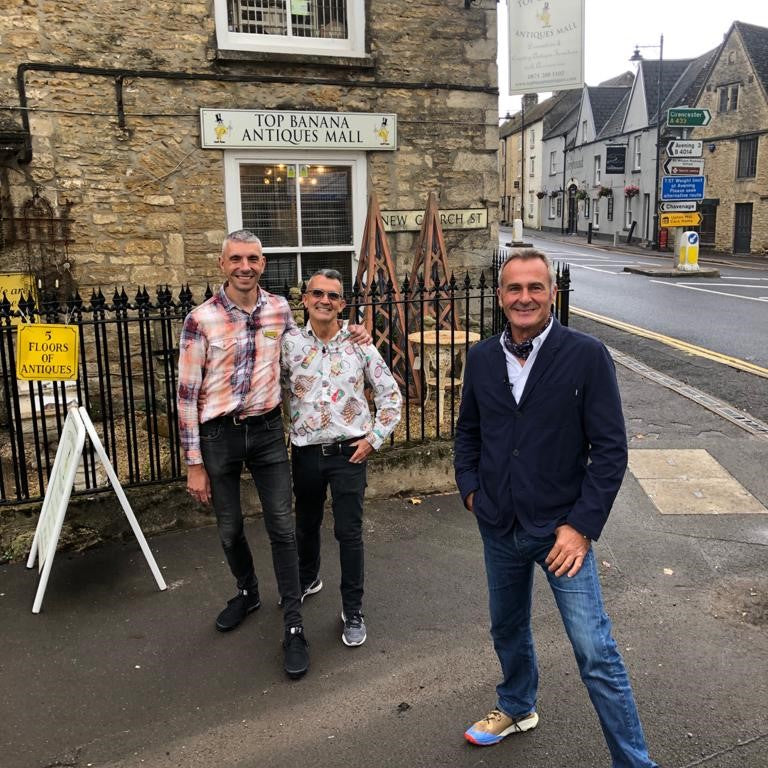 Autumn comes around again as does road trip filming at Top Banana Antiques