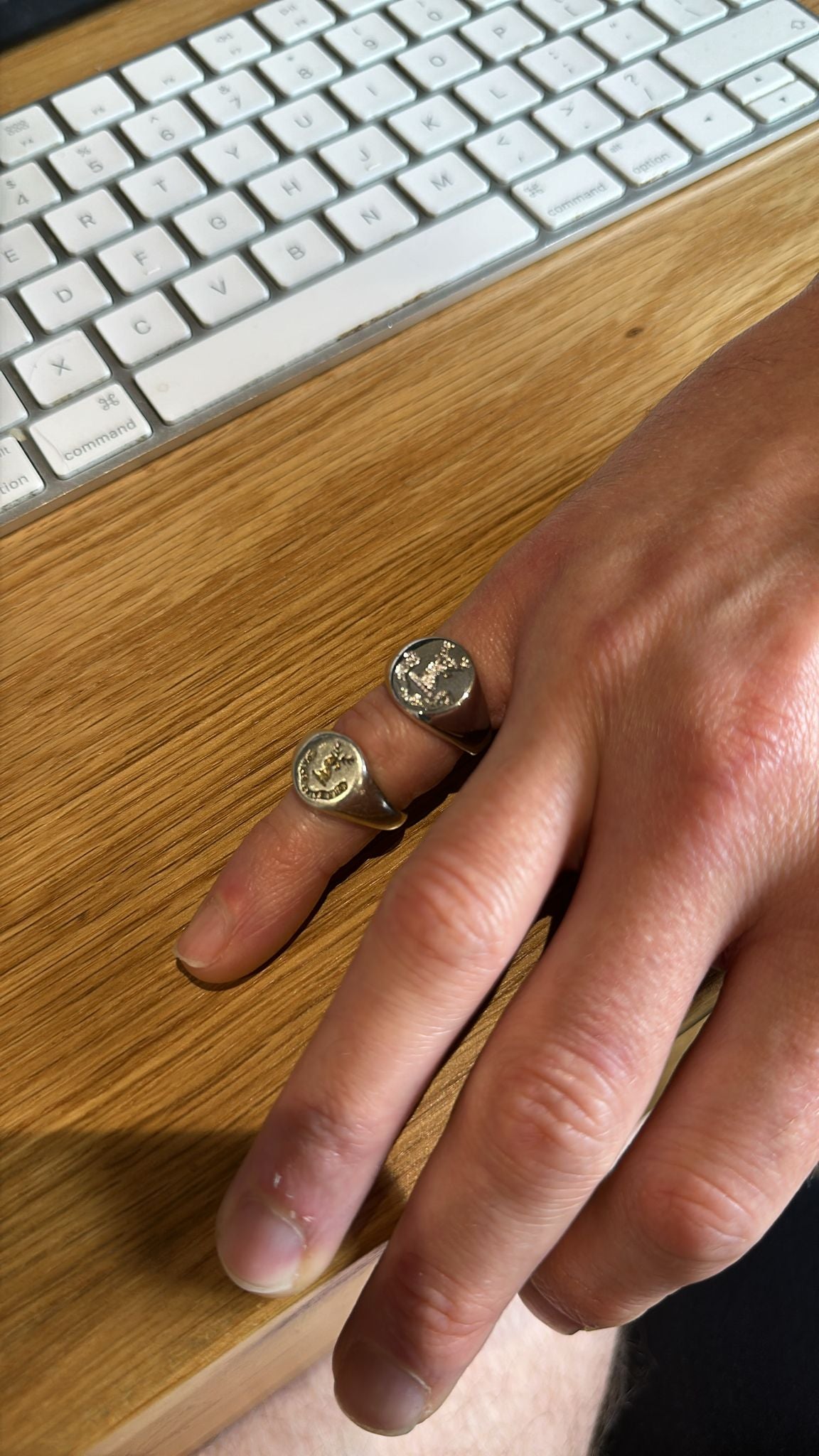 Signet ring
