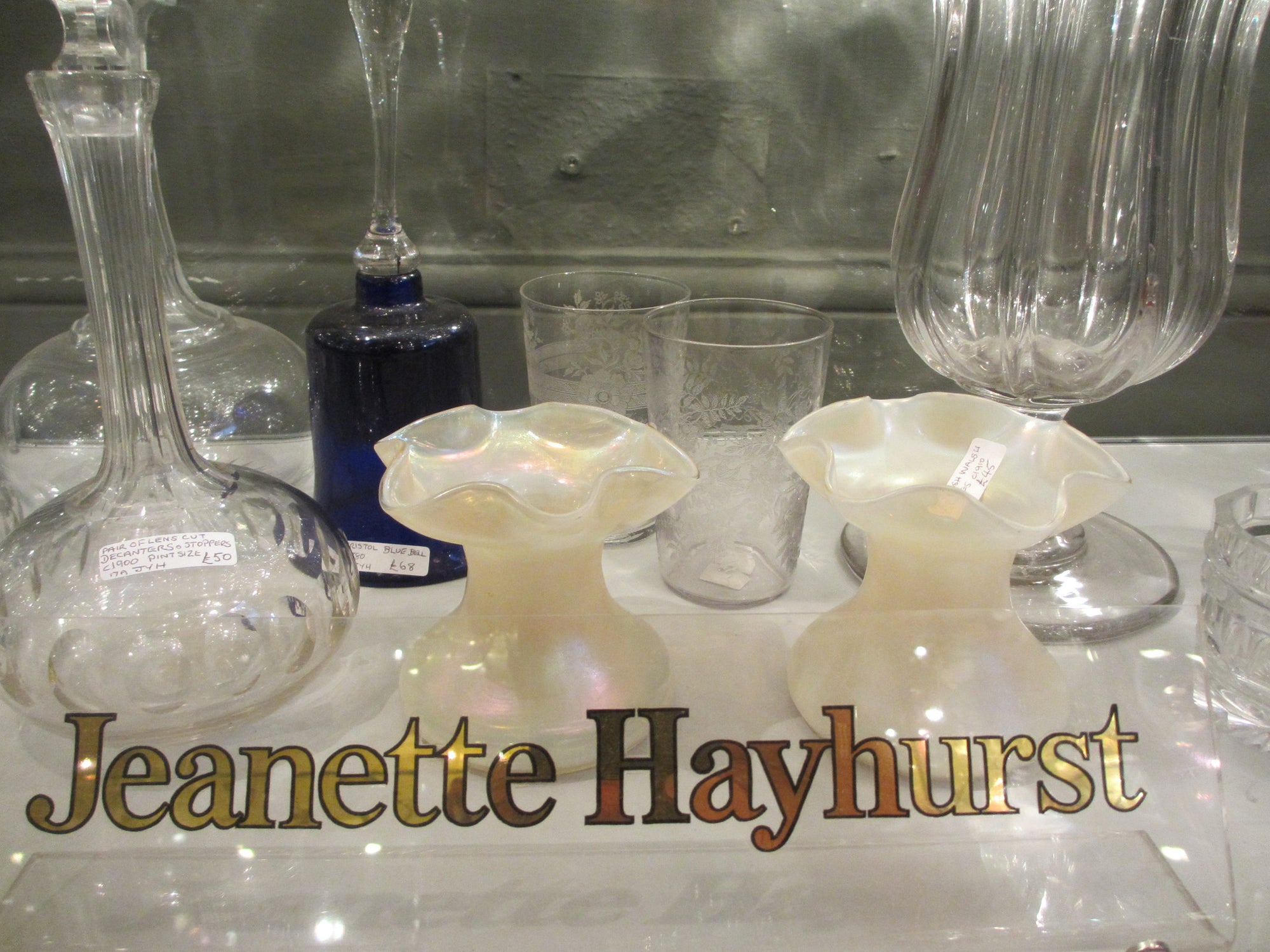 Jeanette Hayhurst. The Lady who puts the sparkle into Glass.