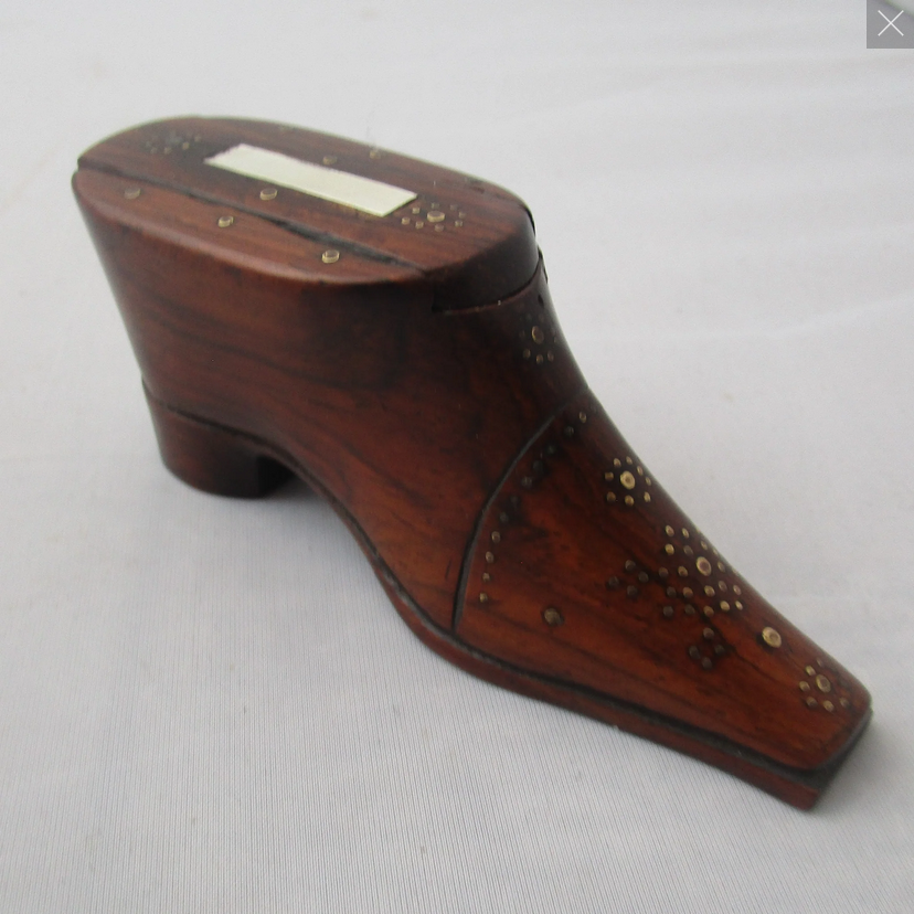 Snuff boxes