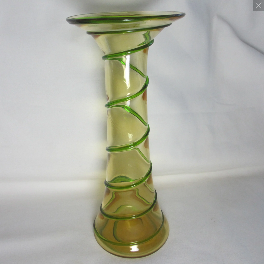 Uranium glass