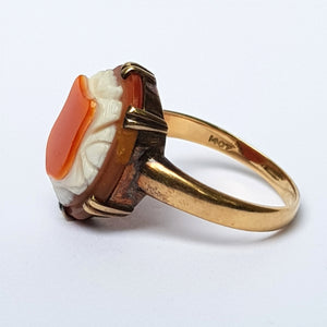14k Gold Orange And White Agate Shield Ring Size U.K Y Rare Antique circa 1920