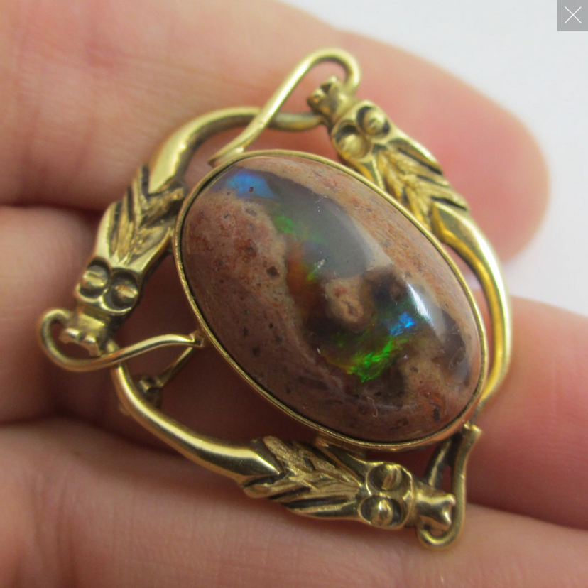 Whats boulder opal?
