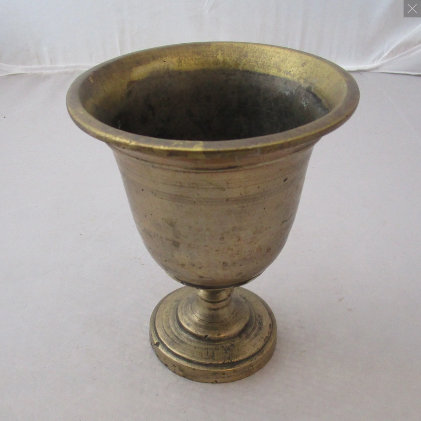 Not from the £5 room, but next door in cabinet room £10 for a c1740 mortar