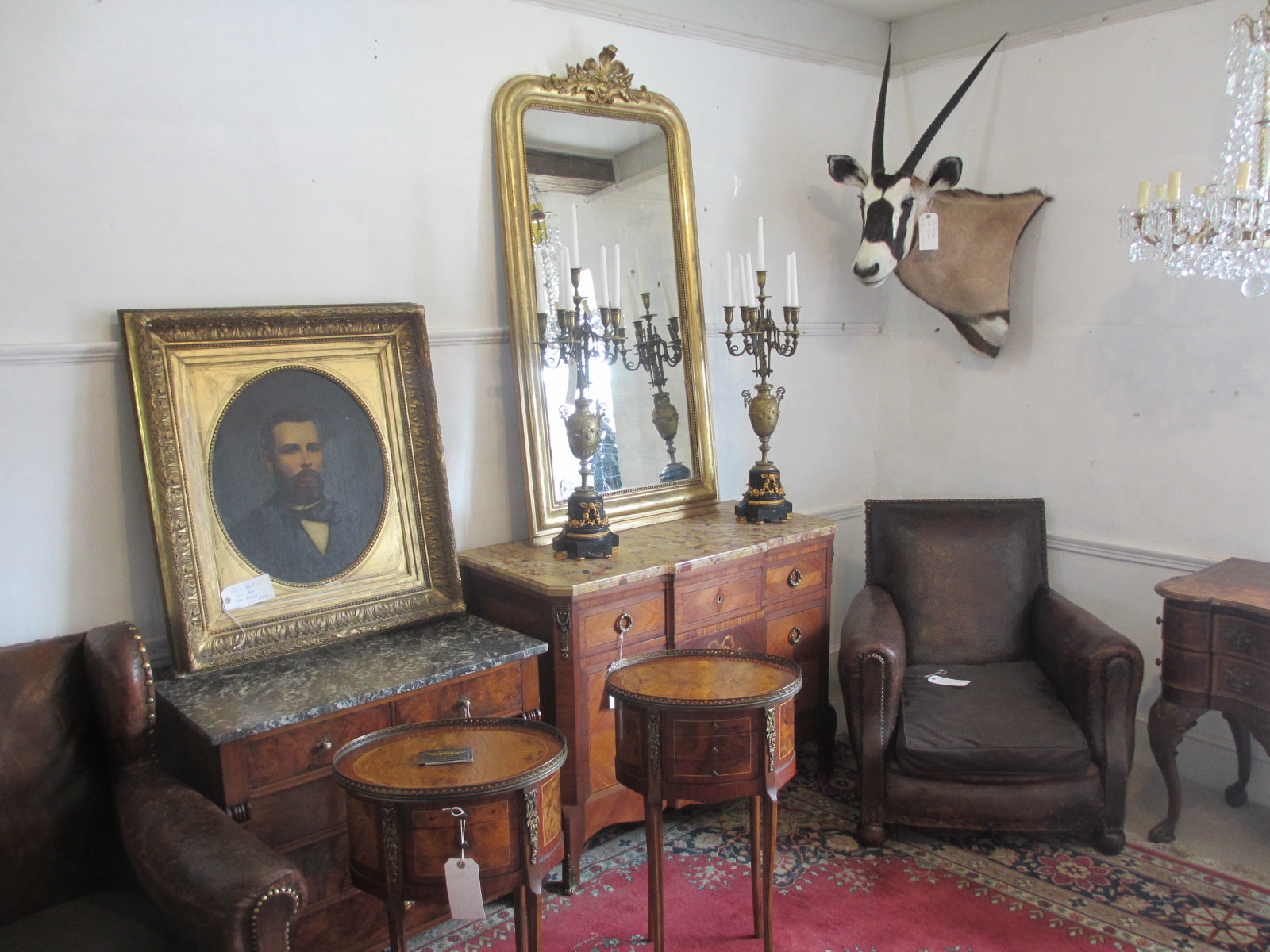 New Dealer JMR Antiques Moved In.
