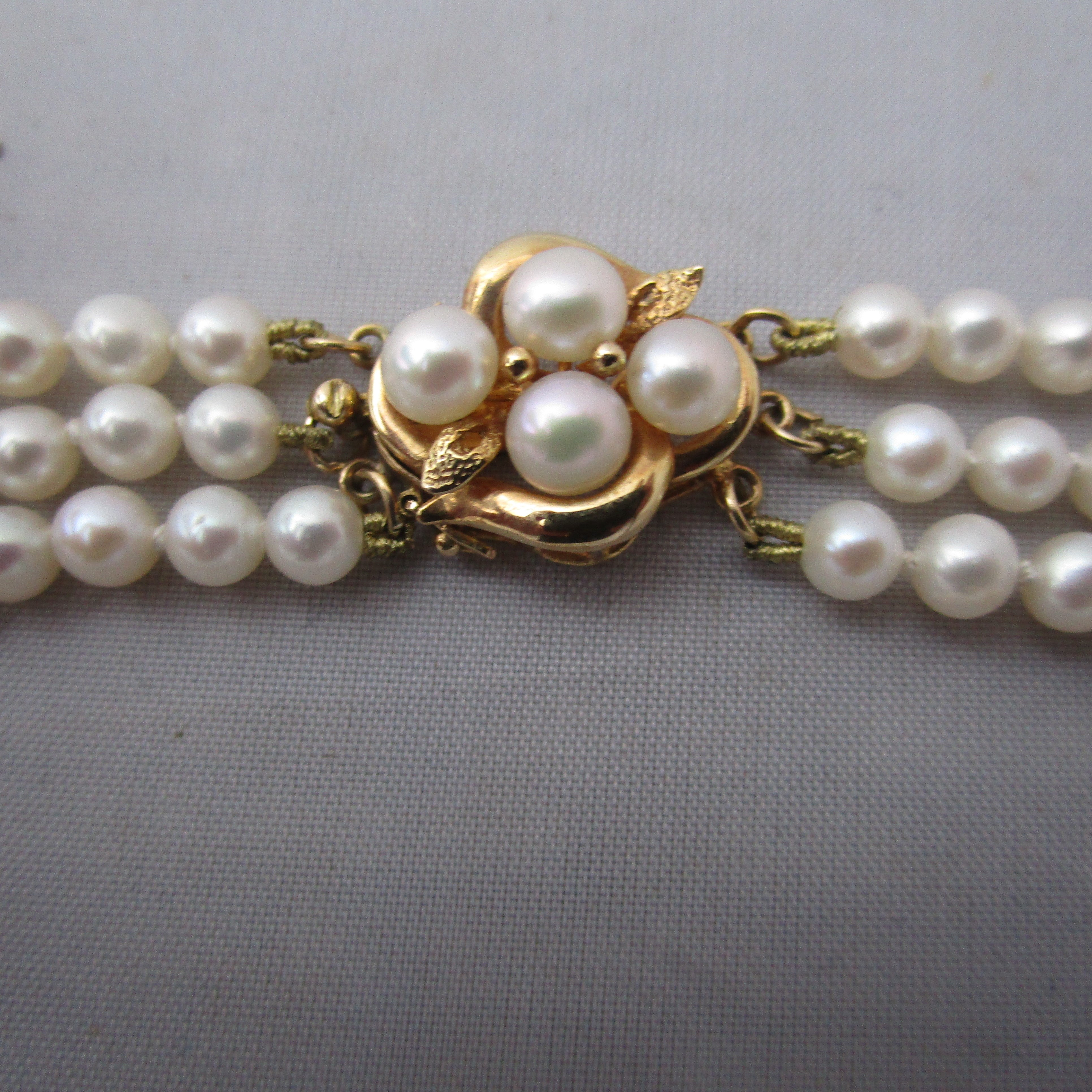 Antique pearl choker on sale necklace