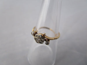 18k Yellow Gold Diamond Daisy Setting Ring Antique c1920