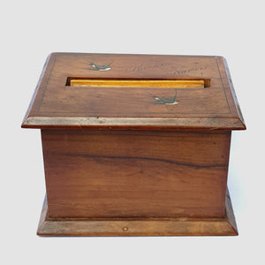 Superb Carved Olivewood Table Cigarette Dispenser Box Italy Ricrodo Sorrento Naples Circa 1910