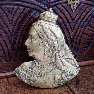 Queen Victoria Golden Jubilee Ornamental Bronze Shelf Plaque Mantle Bust Antique Circa 1887