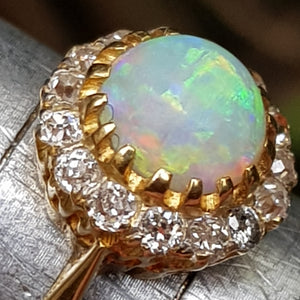 Superb 18k Gold Diamond And Opal Cabochon Daisy Cluster Ring Size U.K N 1/2 Vintage Art Deco circa 1920's