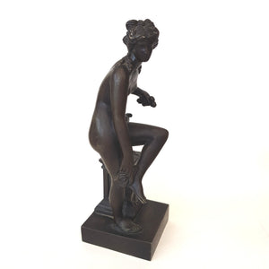 Italian Grand Tour Bronze Statue Of A Roman Lady Washing Antique circa 1870