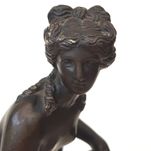 Italian Grand Tour Bronze Statue Of A Roman Lady Washing Antique circa 1870