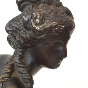 Italian Grand Tour Bronze Statue Of A Roman Lady Washing Antique circa 1870