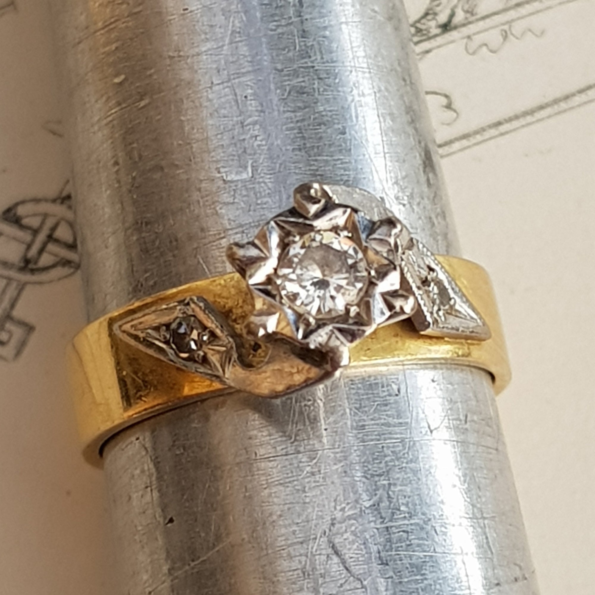 18k Gold Art Deco Style Diamond Ring Size U.K L 1/2 Vintage circa 1960's