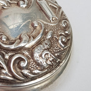 Sterling Silver Repousse Pagan Green Man And Floral Trinket Pill Box Vintage Birmingham Circa 1987