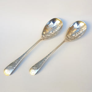 Sterling Silver Pair Of Floral Engraved Confiture Spoons In Leather Case Antique Victorian Sheffield Circa 1899