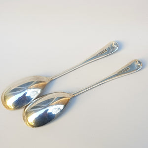 Sterling Silver Pair Of Floral Engraved Confiture Spoons In Leather Case Antique Victorian Sheffield Circa 1899