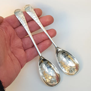 Sterling Silver Pair Of Floral Engraved Confiture Spoons In Leather Case Antique Victorian Sheffield Circa 1899