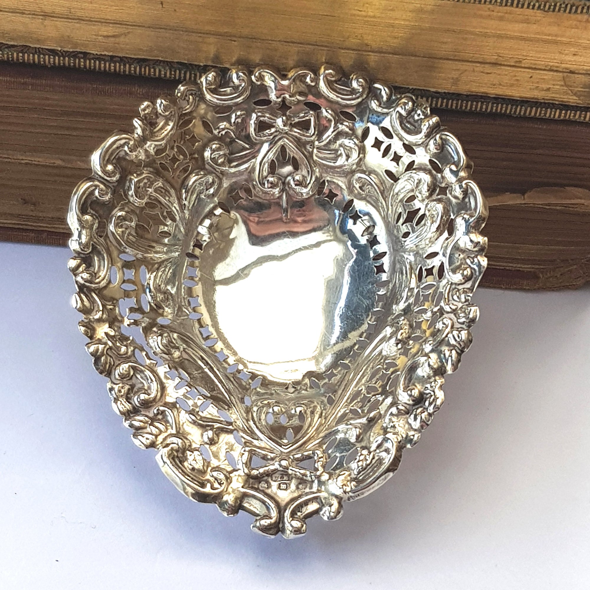 Sterling SIlver Dainty Pierced Repousse Trinket Dish Antique Birmingham circa 1896