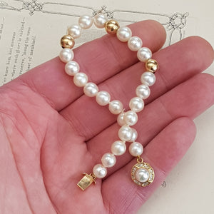 14k Gold & Pearl Beaded Bracelet With Diamond & Pearl Set Clasp Vintage Catherine Cockerell circa 1960's