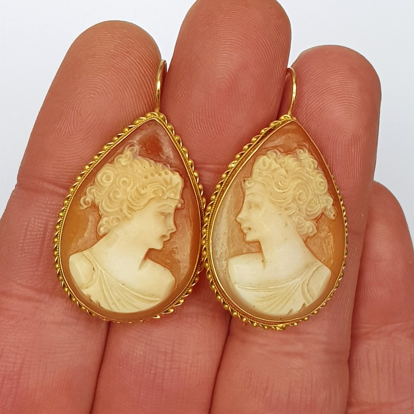 15k Gold Mounted Carved Naples Bay Shell Large Pair Of Cameo Earrings Vintage Napoli Italy circa 1970's