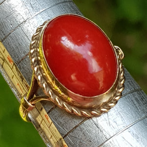 9k Gold Solitaire Coral Cabochon Ring Size UK O Antique Vintage Circa 1920's