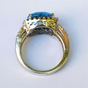 9k White Gold Topaz Sapphire And Diamond Cocktail Ring Size UK I 1/2 Circa 2000
