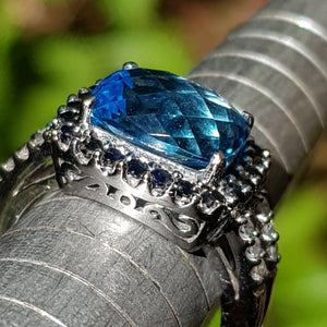 9k White Gold Topaz Sapphire And Diamond Cocktail Ring Size UK I 1/2 Circa 2000