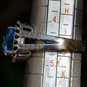 9k White Gold Topaz Sapphire And Diamond Cocktail Ring Size UK I 1/2 Circa 2000