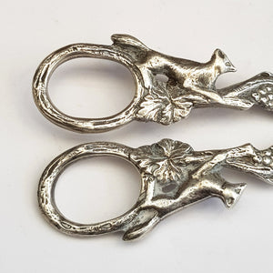 Pair Of Sterling Silver Running Fox On Bacchanalian Stem Grape Shears Vintage Sheffield circa 1959