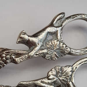 Pair Of Sterling Silver Running Fox On Bacchanalian Stem Grape Shears Vintage Sheffield circa 1959