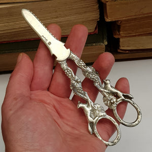 Pair Of Sterling Silver Running Fox On Bacchanalian Stem Grape Shears Vintage Sheffield circa 1959