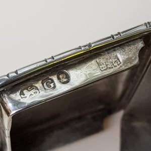 Sterling Silver Pin Stripe Panel Patterned Pocket Snuff Box Antique Georgian London circa 1802