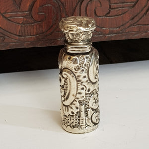 Superb Sterling Silver Floral Repousse Scent Bottle Antique Birmingham circa 1893
