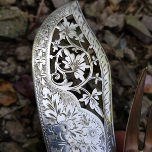 Superb Pair Of Moher Of Pearl Handled Silver Plate Mounted Fish Servers Antique Victorian Circa 1880