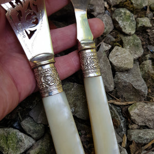 Superb Pair Of Moher Of Pearl Handled Silver Plate Mounted Fish Servers Antique Victorian Circa 1880