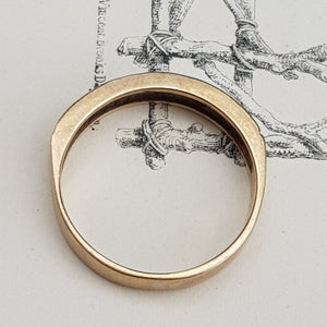 9k Gold 5 Diamond Set Ring Size UK L Vintage London circa 1989