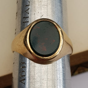 9k Gold Bloodstone Agate Signet Style Ring Size UK S Antique circa 1919