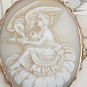 18k Gold Mounted Carved Shell Cameo Brooch Hebe And Zeus Antique circa 1900