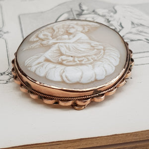 18k Gold Mounted Carved Shell Cameo Brooch Hebe And Zeus Antique circa 1900