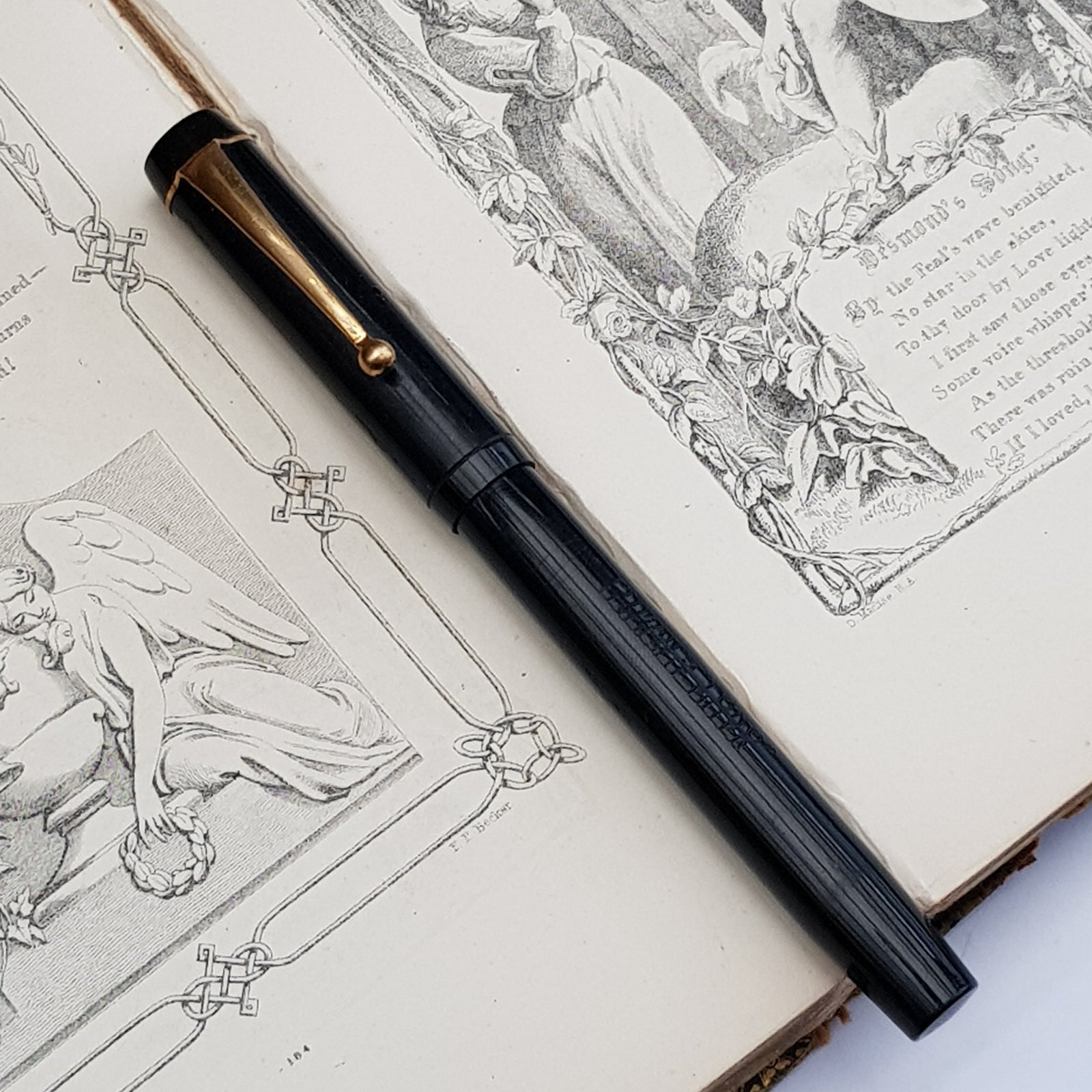 Rare Pitman's Fono Short Hand Fountain Pen with 14k Gold Nib Vintage circa 1940's