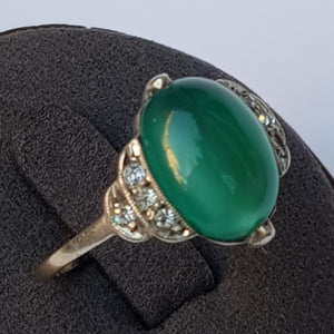 9k Gold And Silver Jade Cabochon And Diamond Ring Size UK O 1/2 Vintage Circa 1930's