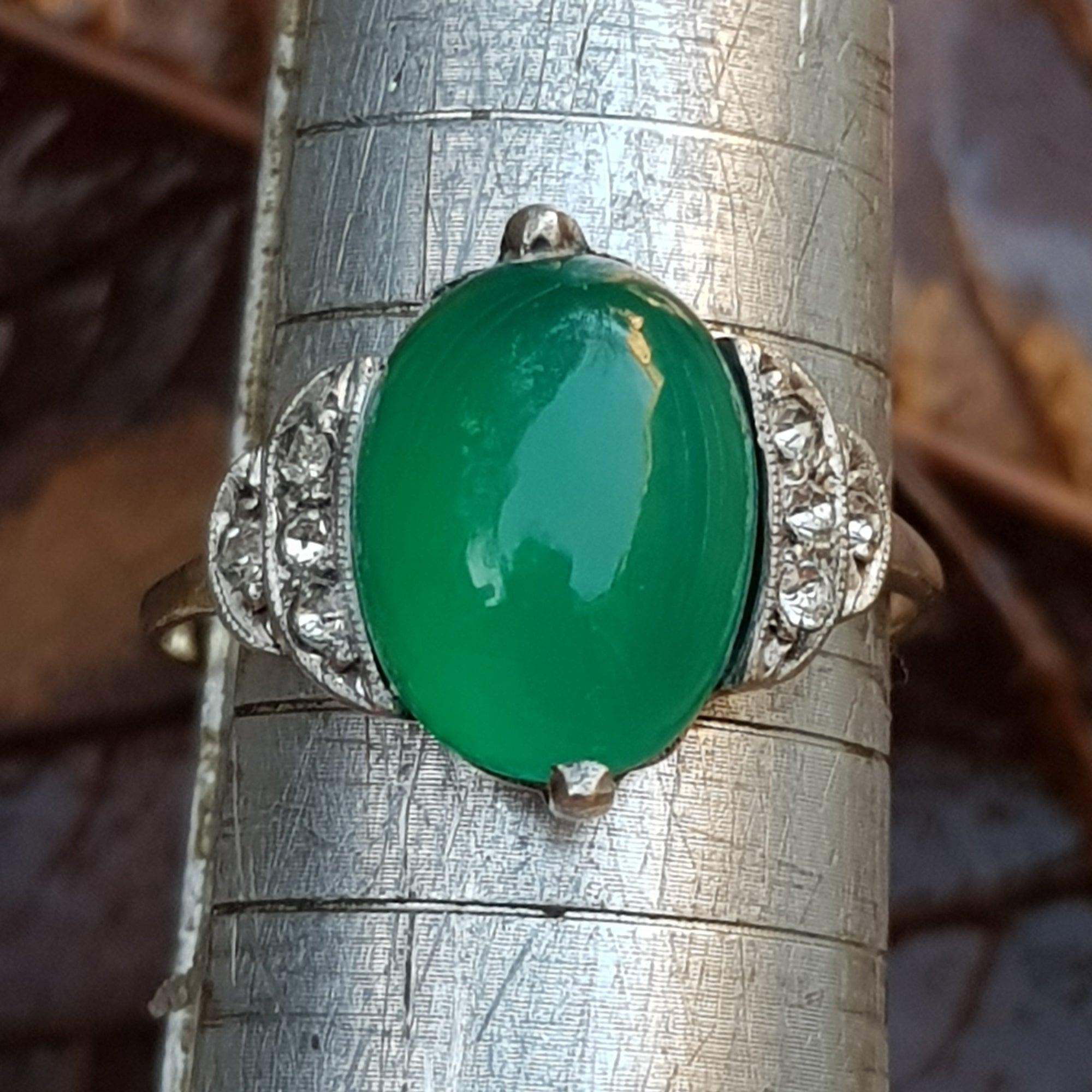 9k Gold And Silver Jade Cabochon And Diamond Ring Size UK O 1/2 Vintage Circa 1930's