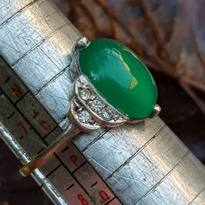9k Gold And Silver Jade Cabochon And Diamond Ring Size UK O 1/2 Vintage Circa 1930's