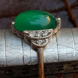 9k Gold And Silver Jade Cabochon And Diamond Ring Size UK O 1/2 Vintage Circa 1930's