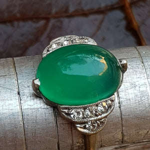 9k Gold And Silver Jade Cabochon And Diamond Ring Size UK O 1/2 Vintage Circa 1930's