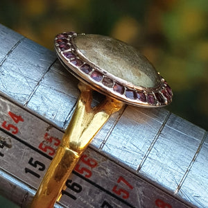 22k Gold Moss Agate Cabochon Almandine Garnet Ring Size UK O 1/2 Antique London Circa 1904
