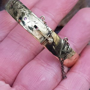 9k Gold Metal Core Ruby Set Floral Engraved Bangle Vintage Retro Circa 1940's