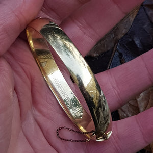 9k Gold Metal Core Ruby Set Floral Engraved Bangle Vintage Retro Circa 1940's