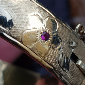 9k Gold Metal Core Ruby Set Floral Engraved Bangle Vintage Retro Circa 1940's